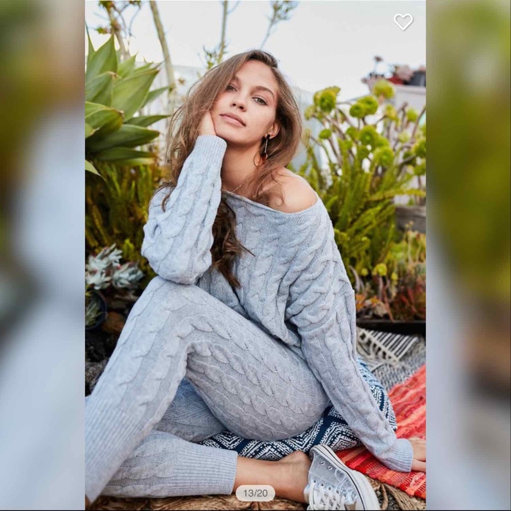 Layah Boat Neck Long Sleeve Knit Top - Picture 3 of 5